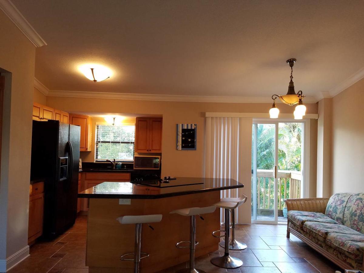 House 3 Min From Beach Дженсен-Бич Экстерьер фото